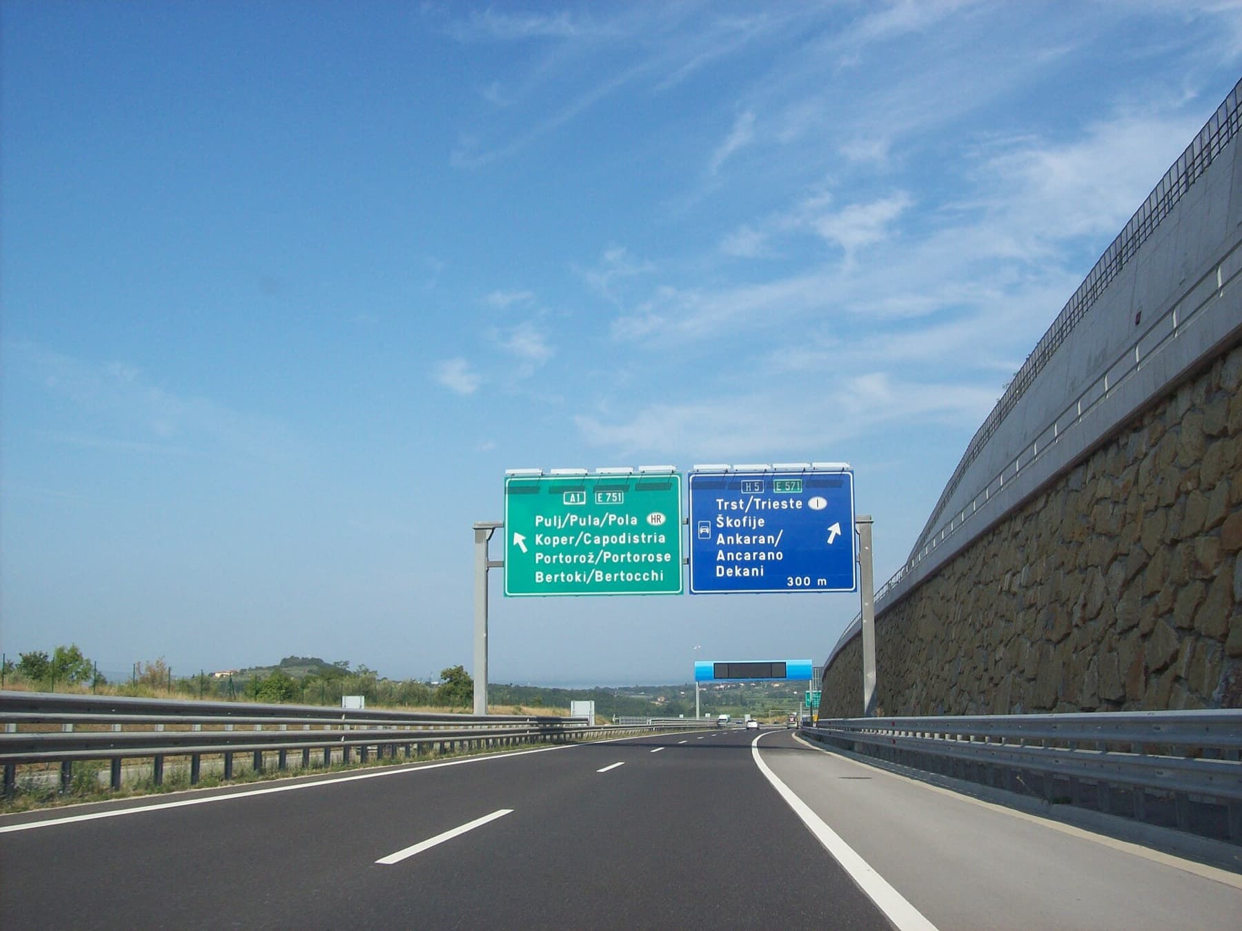 Autobahn durch die Alpen — Slowenien